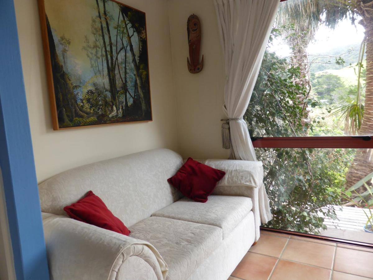 Tryphena Great Barrier Oasis Lodge מראה חיצוני תמונה